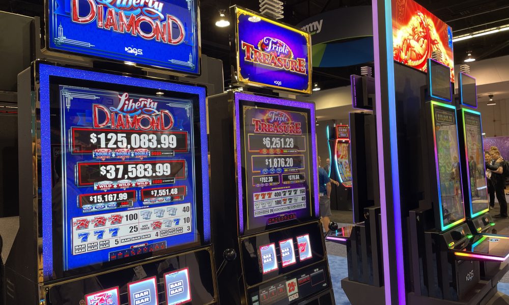 What are slot cluster pays, and why do players enjoy them?